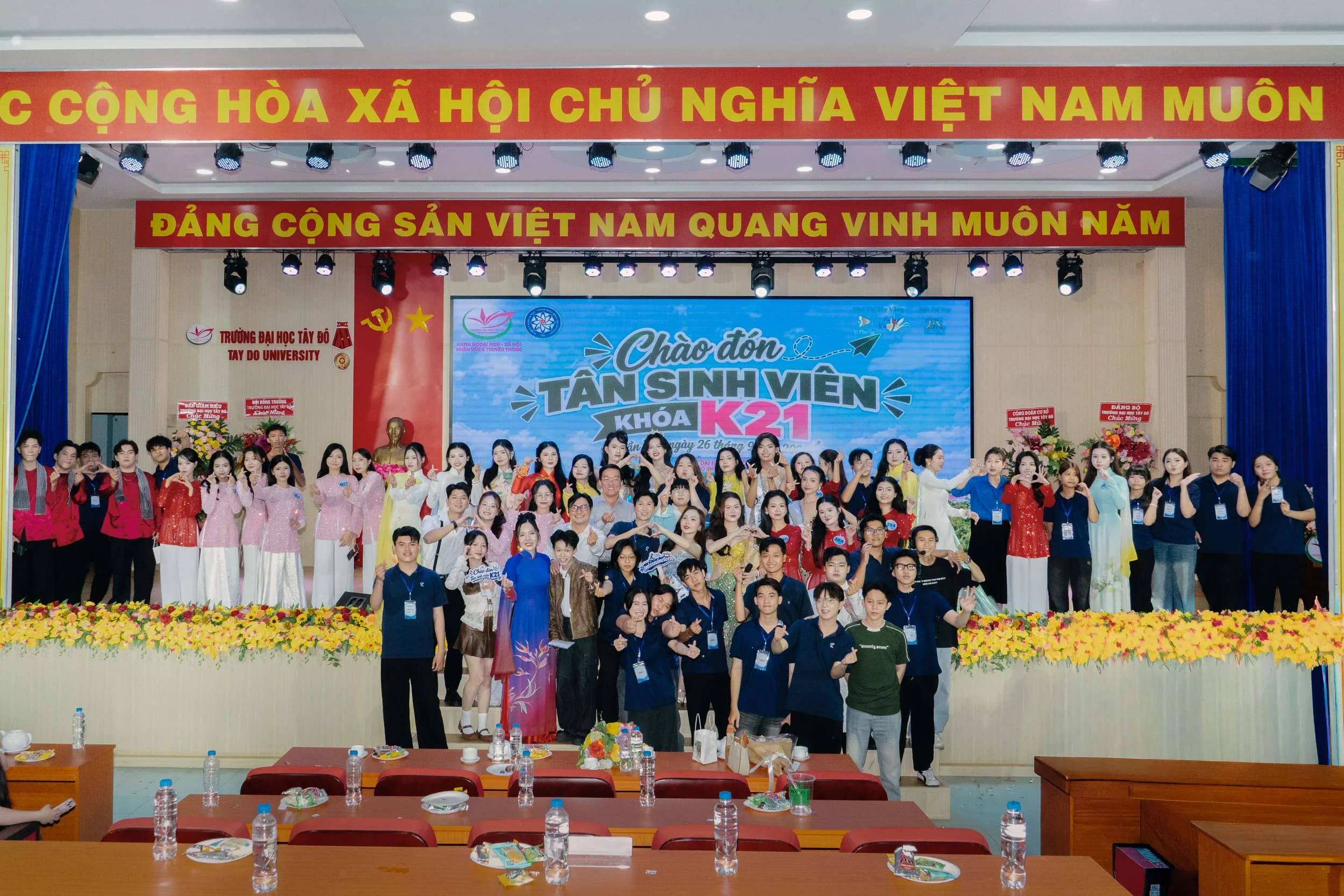 CHÀO ĐÓN TÂN SINH VIÊN K21 - ĐẠI HỌC TÂY ĐÔ
